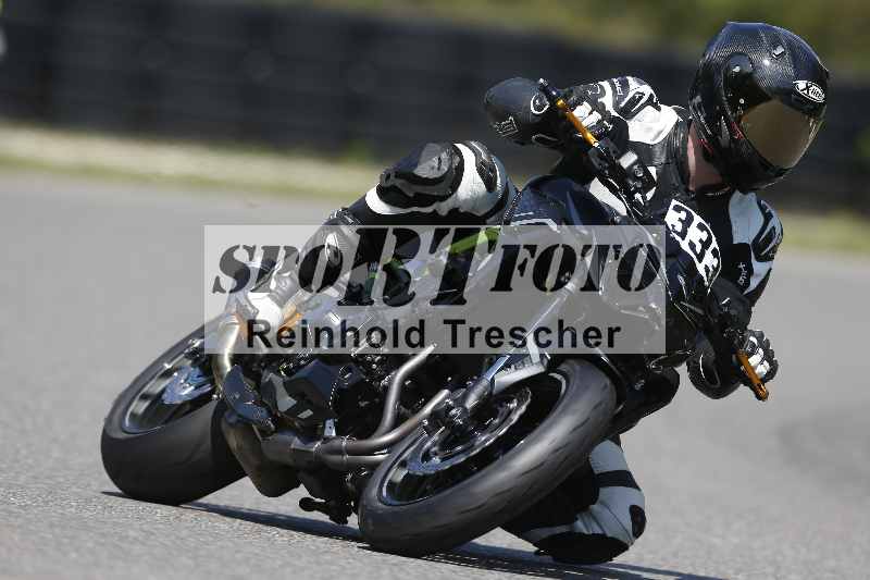/44 09.08.2025 Plüss Moto Sport ADR/Freies Fahren/333